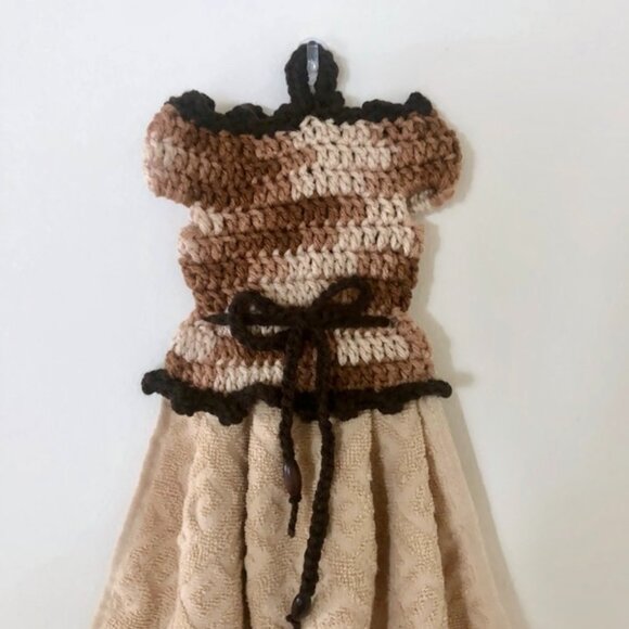 Crochet dress towel, Handmade hand towel decor - Picture 2 of 7